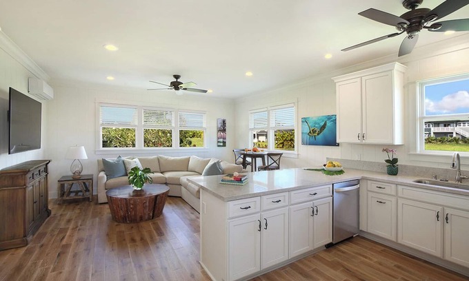 Poipu Cottage | Hale Lo'i Cottage: Luxury + Convenience in Poipu
