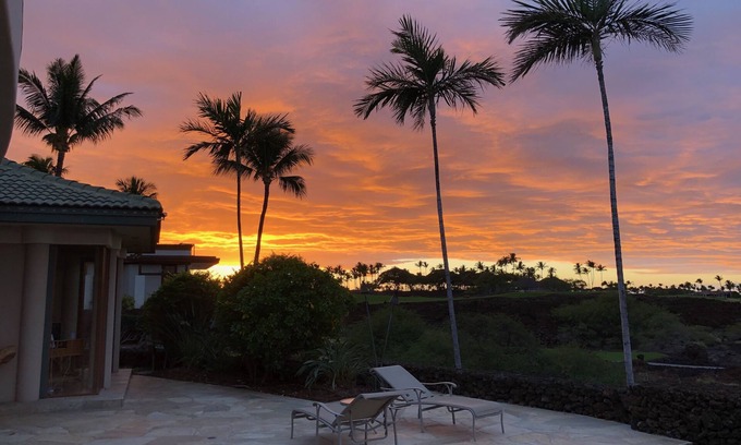 Kamuela House | Halenani - Eco-Friendly Ocean View 7-Bedrooms @ Mauna Lani (Heated Salt Pool)