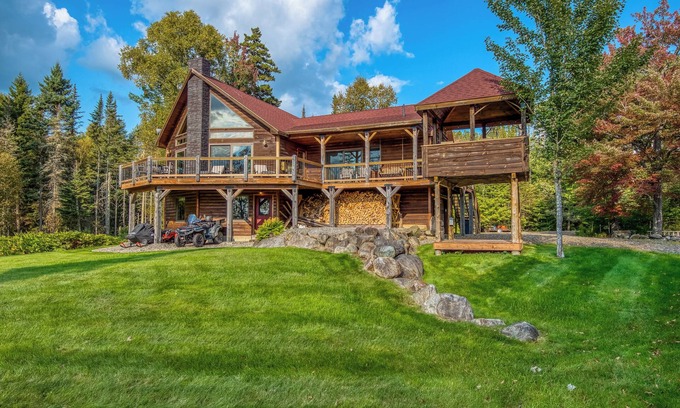 Rangeley House | Haley Pond Haven - great Depot St location!
