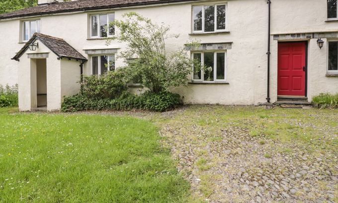 Rydal Cottage | HALL BANK COTTAGE, pet friendly, with open fire in Rydal