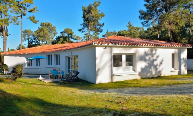 Saint-Hilaire-de-Riez House | Hameau Océan by Interhome