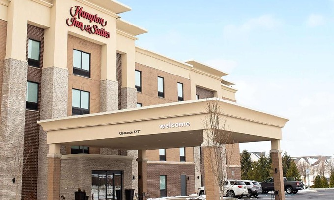 Dundee Hotel | Hampton Inn and Suites Dundee