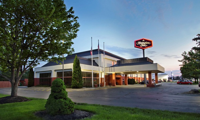 Austinburg Hotel | Hampton Inn Ashtabula