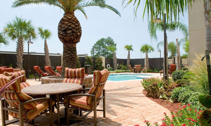 Highlands - Perkins Hotel | Hampton Inn Baton Rouge - I-10 & College Dr.