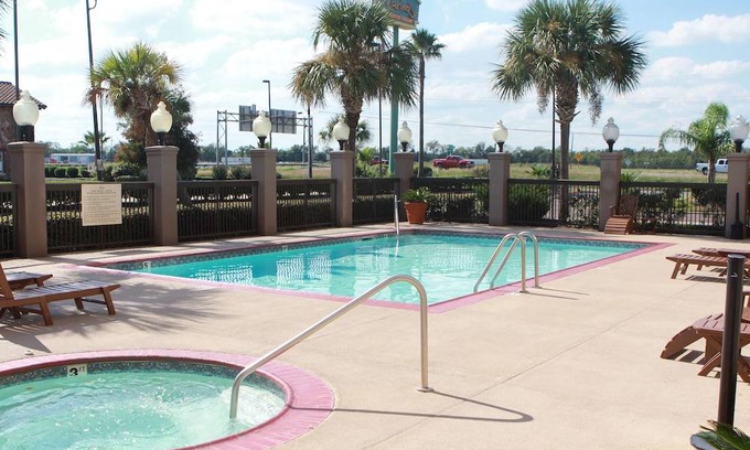 Beaumont Hotel | Hampton Inn Beaumont