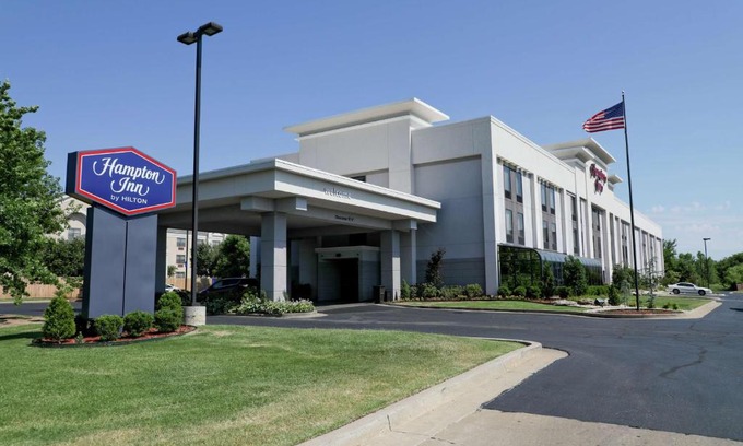 Muskogee Hotel | Hampton Inn Muskogee