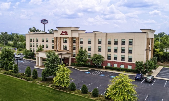 Lebanon Hotel | Hampton Inn & Suites Lebanon