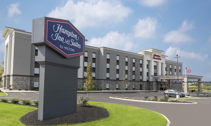 Xenia Hotel | Hampton Inn & Suites Xenia Dayton