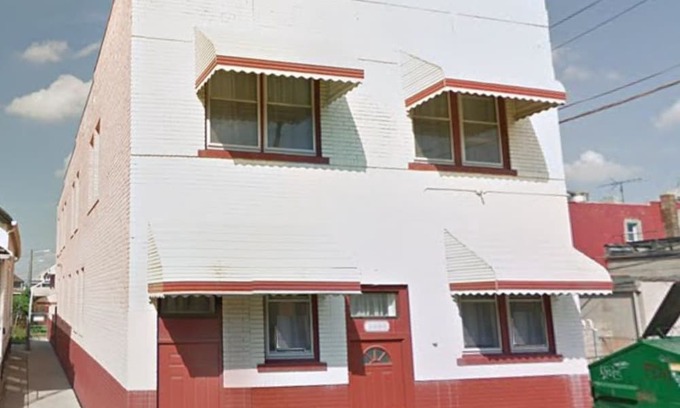 Hamtramck Hotel | Hamtramck Hostel