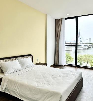 Hai Chau Hotel | Han Riverine Hotel & Cafeteria DaNang