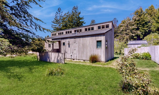 Sea Ranch House | Hand-Built Home w/Deck, WiFi & Shared Pool/Tennis - Close to Bluff Trail, Golf
