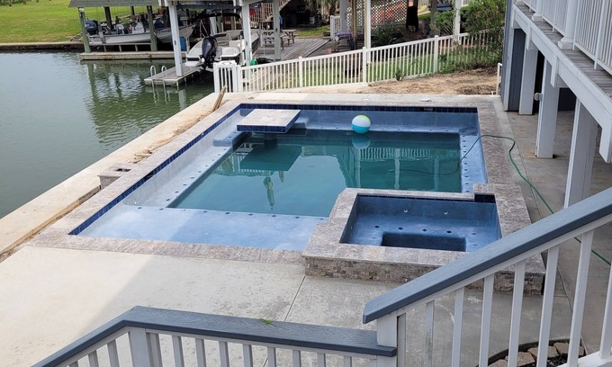 Jamaica Beach House | Handicap Accessible Home w 7 Bathrooms & a Pool - Perfect for Family Gatherings