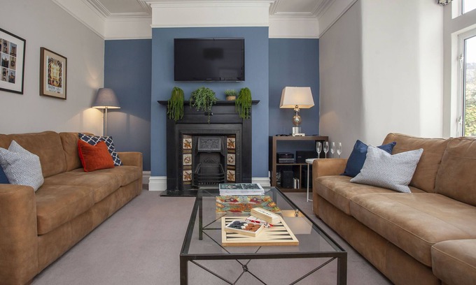 Upper Town House | Handsome Victorian house is perfect for a big gathering of family or friends - with parking for 3 ca