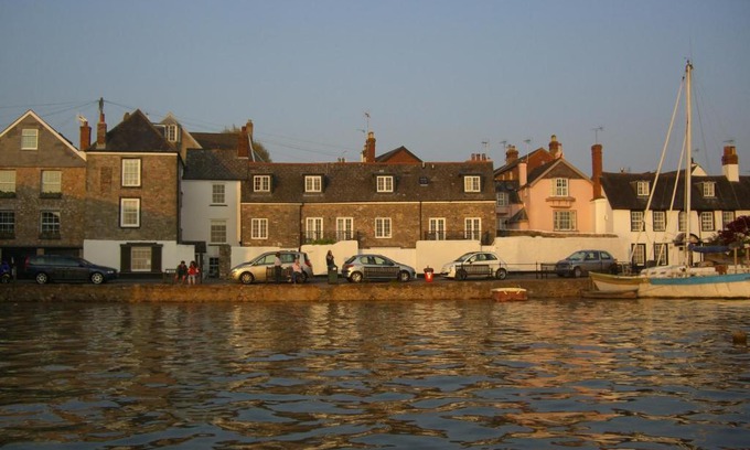 Topsham House | Hannaford's Quay, 11 The Strand