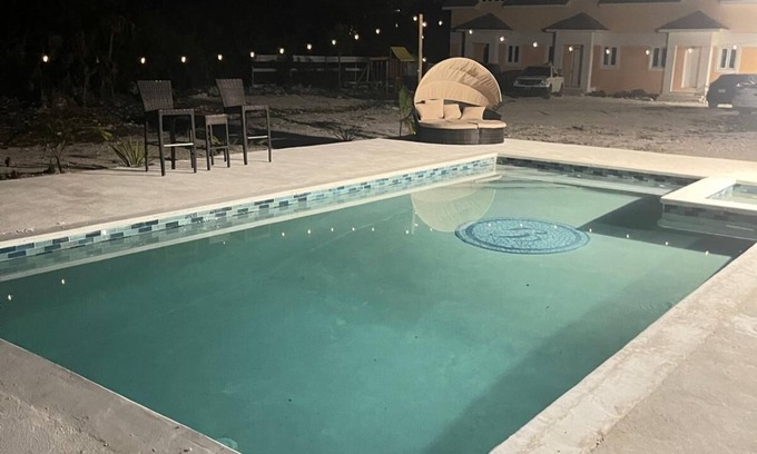 Coral Harbour Condo | Hapiness Falls at Gippy's Ranch Nassau, Bahamas. 2 Bed 2.5 Bath Condo