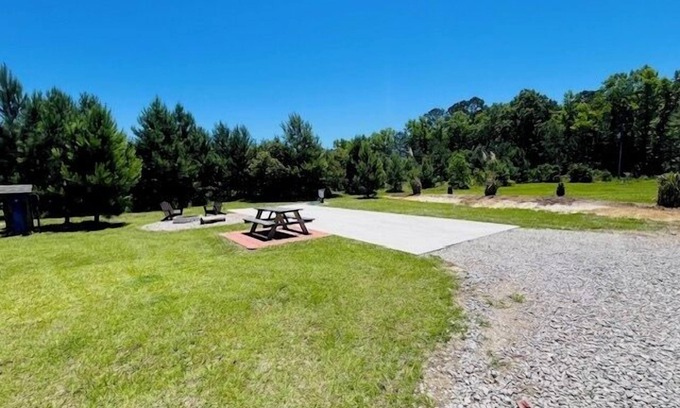 Conway RV Rental | Happy Hen Haven RV site 2 @ Laurel Oaks Estate