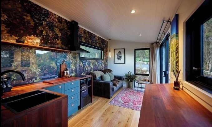Hapuku Cabin | Hapuku river terrace A Eco Tiny House in the foothills of the kaikoura mountain.