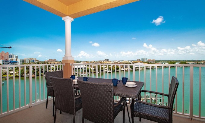 Clearwater Beach Condo | Harborview Grande 604 - 6th Floor Waterfront Condo