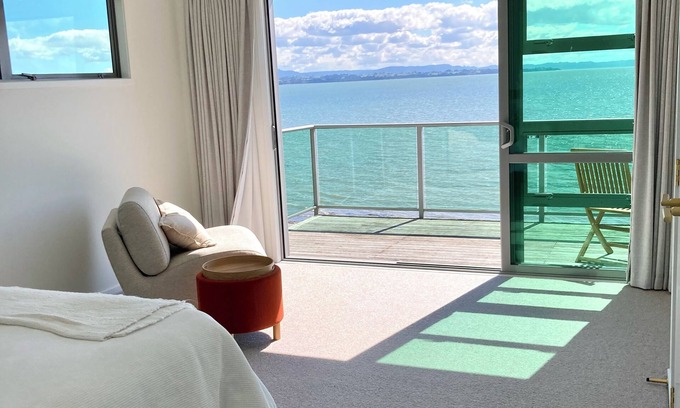 Clarks Beach Apartment | Harbour View Apartment Auckland, New Zealand