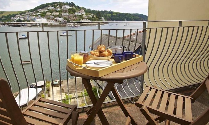 Dartmouth Cottage | HARBOURSIDE, family friendly, with a garden in Dartmouth