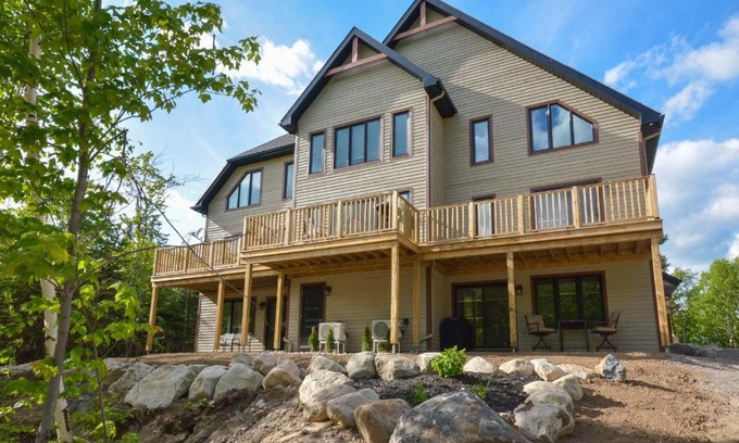 Saint-Faustin-Lac-Carre Apartment | Harfang des Neiges Mont-Blanc By Rendez-Vous Mont-Tremblant