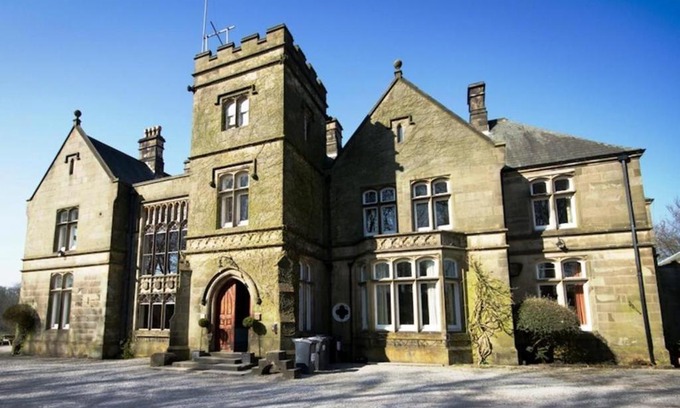 Wormhill House | Hargate Hall - Balmoral