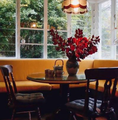 Warburton House | Harrys House Warburton - Peaceful Riverside cottage in the perfect location
