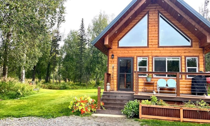 Fishhook Apartment | Hatcher Pass-Little Susitna Hideaway