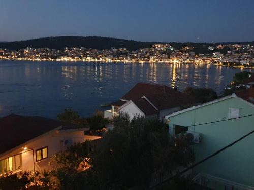 Okrug Gornji Apartment | Haus am Meer Vino Vino