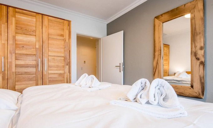 Westerland Apartment | Haus Deckerstrasse - Modern. Cozy. Well thought out.