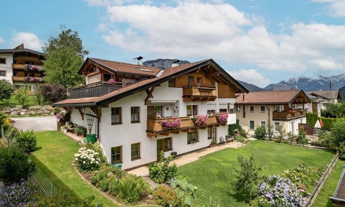 Itter Apartment | Haus Feiersinger - Studio, Bad, WC