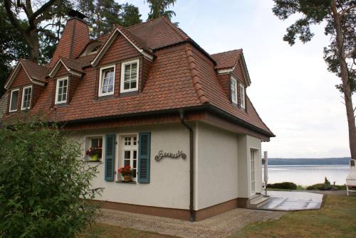 Plau am See Apartment | Haus Seeperle mit Seeblick