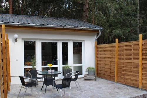 Wendisch Rietz House | Haus Wilma Grüne Idylle im Wald direkt am See