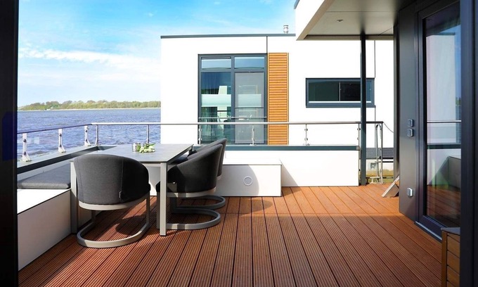 Ribnitz Apartment | Hausboot für 6 Gäste mit 85m² in Ribnitz-damgarten