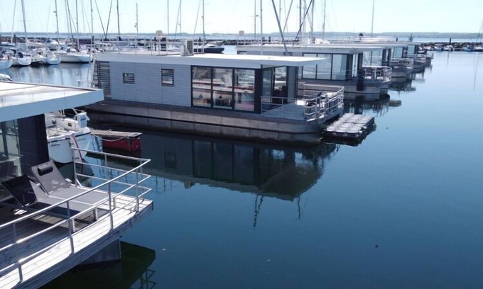 Boltenhagen Boat Rental | Hausboot in Boltenhagen