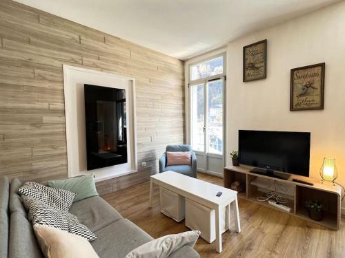 Cauterets Apartment | Haut du village, T2 + alcôve 5p.