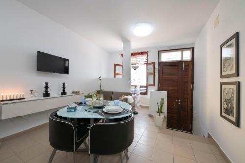 San Sebastian de la Gomera Apartment | Hauzify I Apartamento Celeste