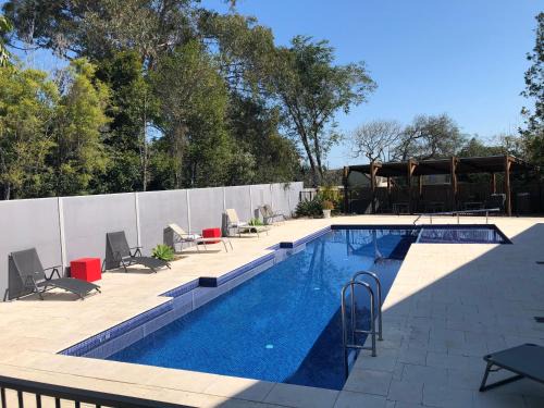 Hawks Nest Hotel | Hawks Nest Motel