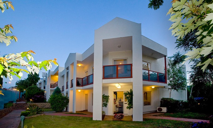 Hawthorn East Hotel | Hawthorn Gardens Serviced Apartments
