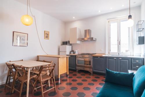 Testaccio Apartment | HC - Sunny Apartment in Testaccio!