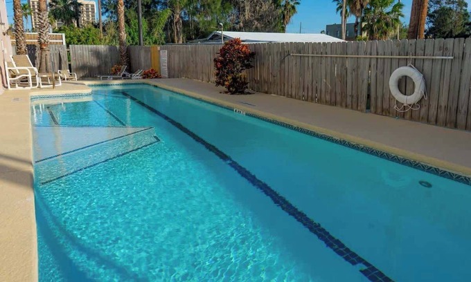 South Padre Island Condo | * Heart of Entertainment District * Pet Friendly