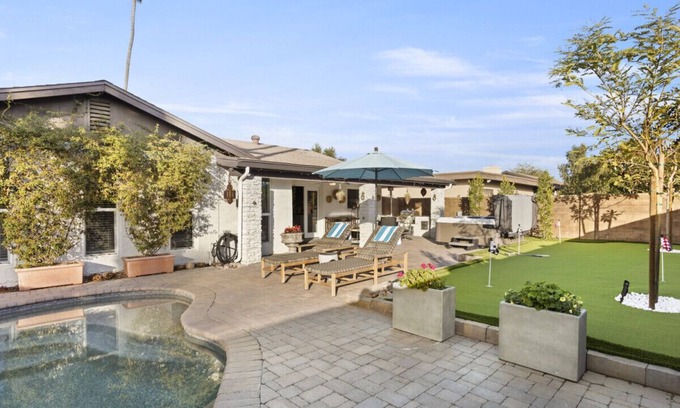 McCormick Ranch House | Heart of Mccormick Ranch! 5 Mins to Talking Stick!
