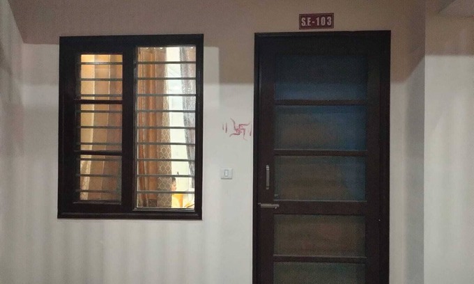 Rishikesh Apartment | Heart of Rishikesh just 2 minutes away from Maa Ganga River.