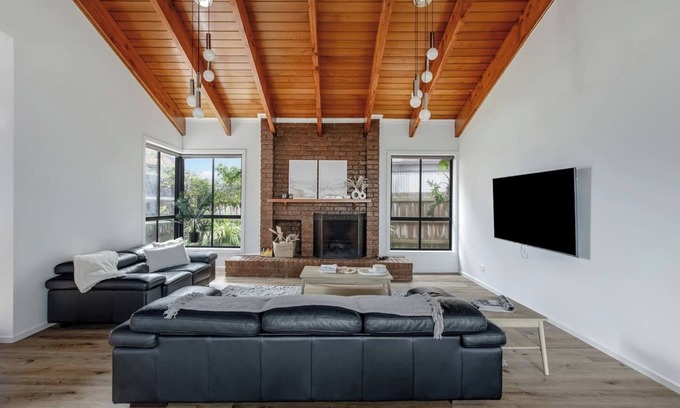 Safety Beach House | Hearthstone Haven Spacious Beachside Group Getaway