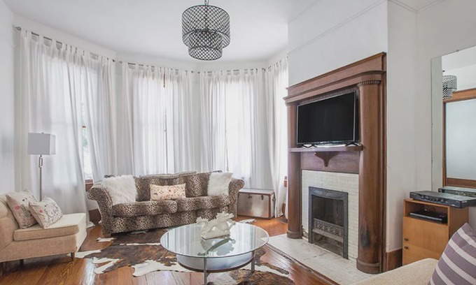 Savannah Victorian District House | Heated Pool Access | 5*Clean | Flex Cancelation