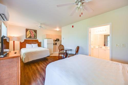 Naples Apartment | Heated Pool, Private Patio Naples Resort Retreat!