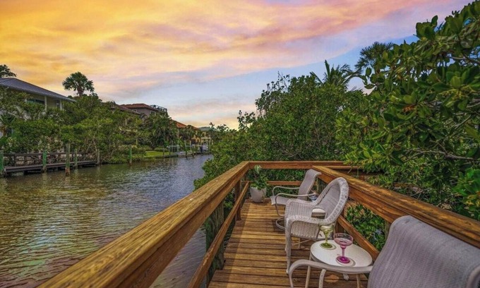 Siesta Key House | Heated pool waterfront retreat! Steps to SK beach