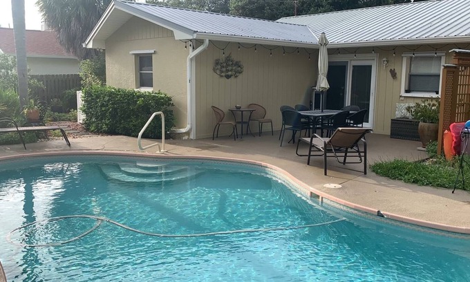 Palm Harbor House | Heated salt water pool, close to beaches, includes free pass to Honeymoon beach