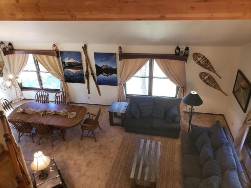 New Meadows Ski Chalet | Heaven The biggest best vacation lodge, sleeps twenty four