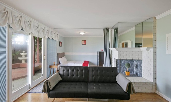 San Bruno House | ☀️ Heavenly Hilltop Home 5 min SFO, Caltrain, BART
